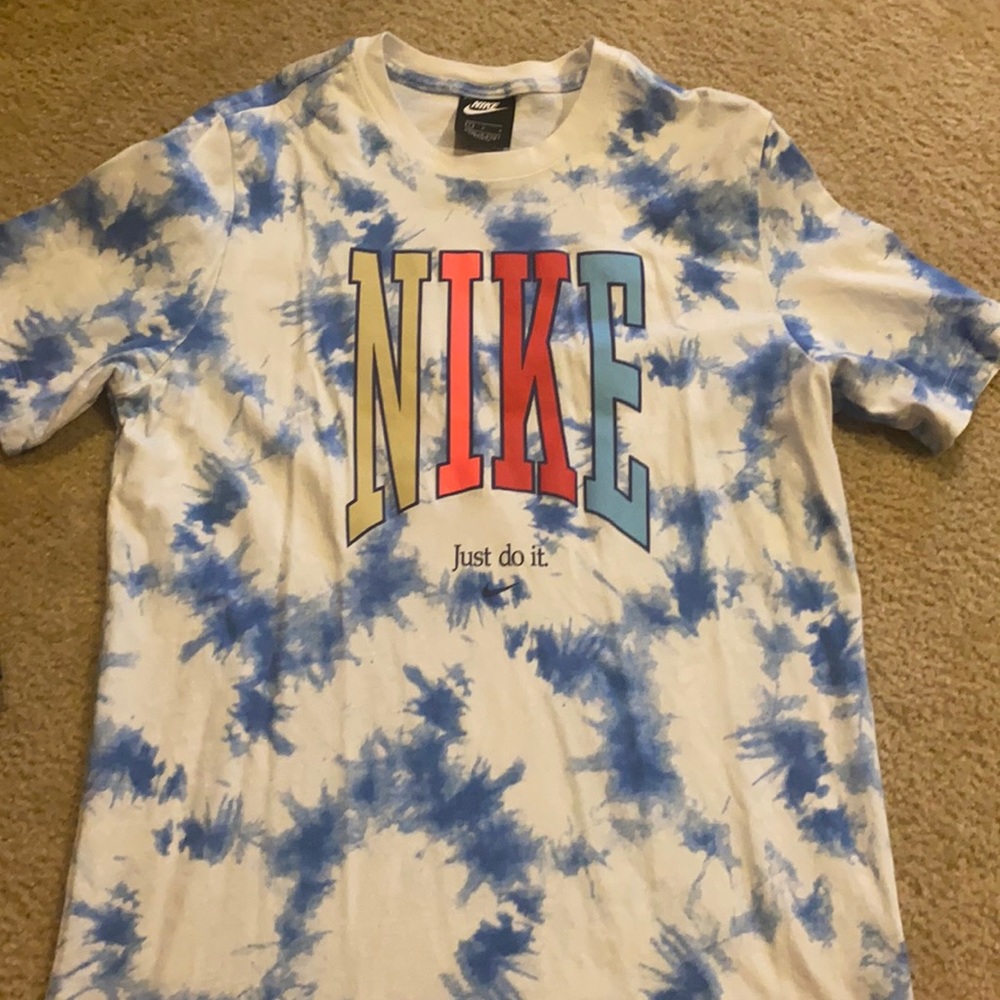 Nike shirt